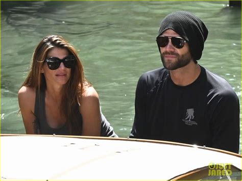 Jared Padalecki And Wife Genevieve Go For Boat Ride Through The Venice Canals Photo 4592531