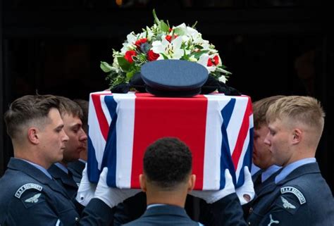 Flt Sgt Peter Brown Hundreds Of Mourners Gather For Funeral Of Hero