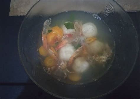 Panaskan air, kemudian masukkan iga sapi. Cara Buat Sop Udang / Cara Termudah Untuk Membuat Sop ...