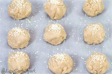 The Best Keto Buns With Almond Flour And Psyllium 2g Net Carbs