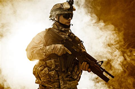 ¿qué es un soldado negro y blanco? Fondos de Pantalla Soldados Fusil de asalto Uniforme Gafas ...