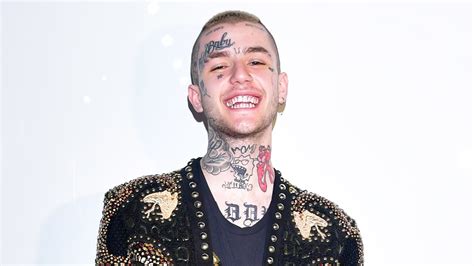 Who Is Lil Peep The Trailblazing Emo Rapper Dead At Age 21