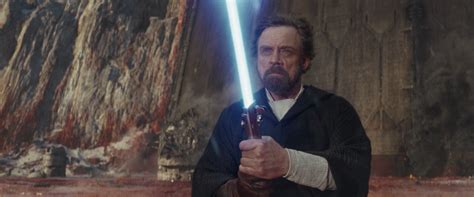 Why Did Luke Skywalker Use The Legacy Lightsaber At The End Of The Last
