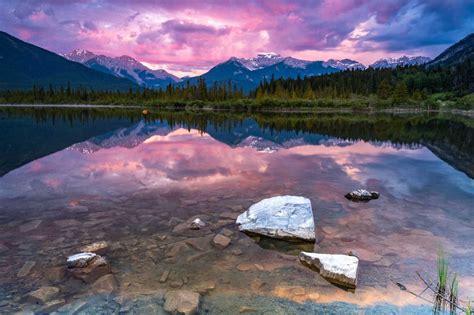 10 spots across Canada for the most beautiful sunset