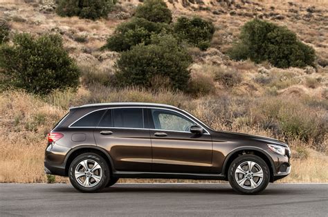 Front engine/rwd or awd engine: 2017 Mercedes-Benz GLC300 4Matic Review - Long-Term Update 1