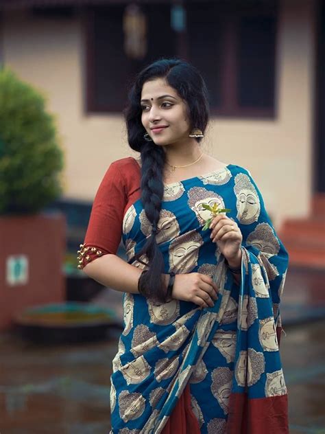 16 Incredibly Beautiful Photos Of Anu Sithara Plumeria Movies Kalamkari Dresses Saree