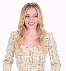 Sydney Sweeney GIF Sydney Sweeney GIF を見つけて共有する