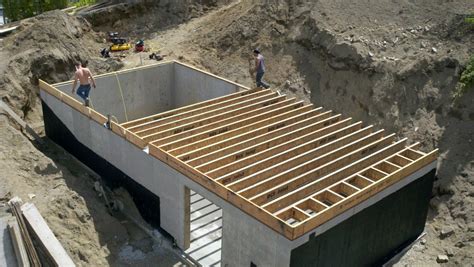 Stub joists are necessary when, in certain sections of the roof, rafters and ceiling joists do not run in the same direction. Tanner Lake Place: Footings for the basement storage