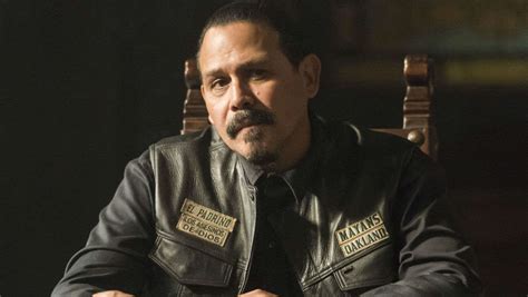 Mayans Mc That Sons Of Anarchy Gemma Cameo Explained Gamespot