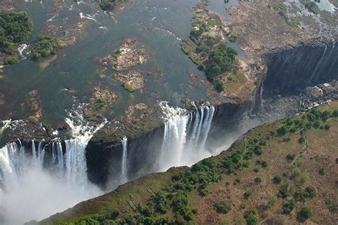The World Geography 10 Deepest Rivers In The World Zambezi River