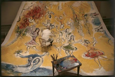 Le plafond de l'opéra garnier de 1963 par marc chagall ~ marc chagall's 1963 ceiling of the paris opera house. Chagall working on Paris opera painting | Marc chagall ...