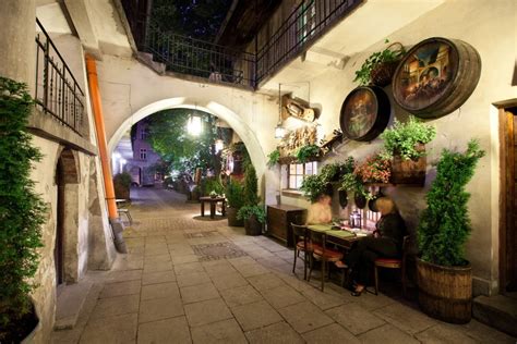 Krakow has many wonderful places, but i love kazimierz best of all. Charakterystyka podróży mieszkańców Polski w I połowie ...