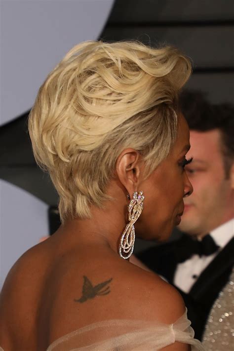 Последние твиты от mary j blige's blonde hair (@nat2wice). Why the 'can I speak to the manager' haircut has you hot ...