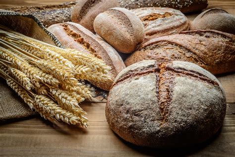 6 Varieties Of Italian Bread