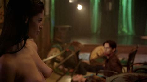 Jessica Clark Naked in True Blood season 世界の女優たちの美しくセクシーな光景