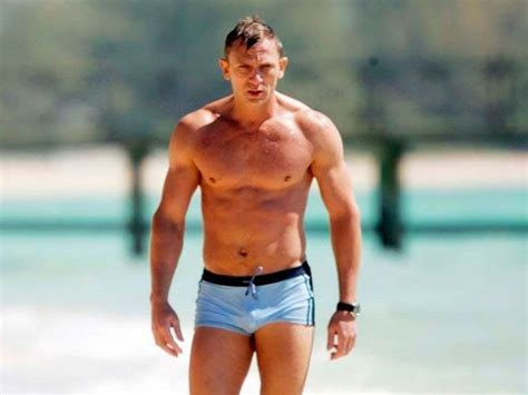 James Bond S Most Memorable Style Moments Daniel Craig Mens Swimwear Daniel Craig Suit