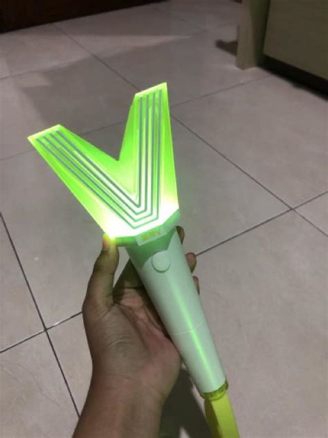 Included Pajak Wayv Way V Official Lightstick Fanlight Shopee Indonesia