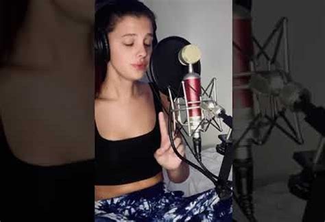 Lanie Gardner Breaks Internet With Amazing Cover Of Fleetwood Mac Dreams