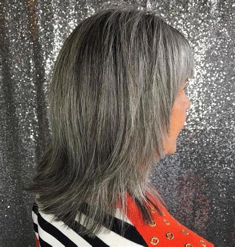 Looking for cute and easy to style shoulder length hair ideas? 50 Gray Hair Styles Trending in 2020 | Gray hair growing ...