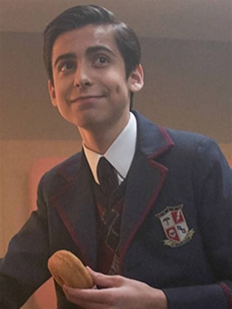 The nicky harper from the famous nickelodeon show nicky, dicky, ricky and dawn. Aidan Gallagher - Numero Cinco (With images) | Under my ...