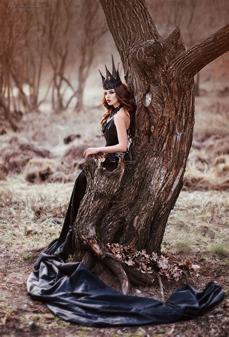 Dark Queen Dark Queen Photoshoot Inspiration Fairytale Photography