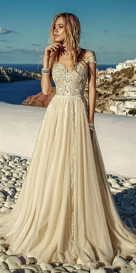 Discount Fitted Beige Beach Wedding Dresses Off The Shoulder Lace Boho Cheap Bohemian Wedding