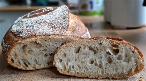 Recette précise et facile pour fabriquer son pain maison. Pavé sur levain naturel - Le pain fait maison