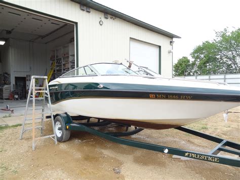 Fiberglass Boat Repair and Painting – Imperial Boat Repair