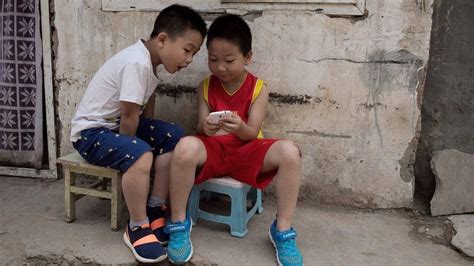 China Bans Children From Using Mobile Phones At School Bbc News