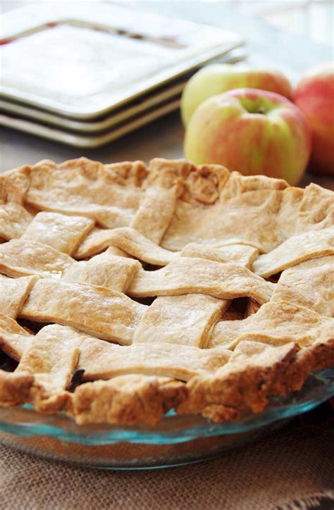 homemade apple cinnamon pie with a flaky vegan pie crust veganosity