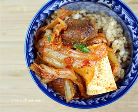 Besides, i got busy taking all the christmas stuff out to decorate the house. Easy Peasy Kimchi Jjigae (Kimchi Stew) - cHow Divine ...