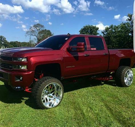 Pin By Hollywood On 〰 Jacked Up 〰 Trucks Lifted Diesel Lifted Chevy