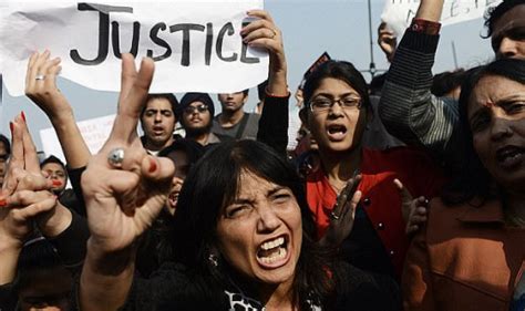令人发指！印度女子遭5名男子性侵，去报案时再遭警察性侵