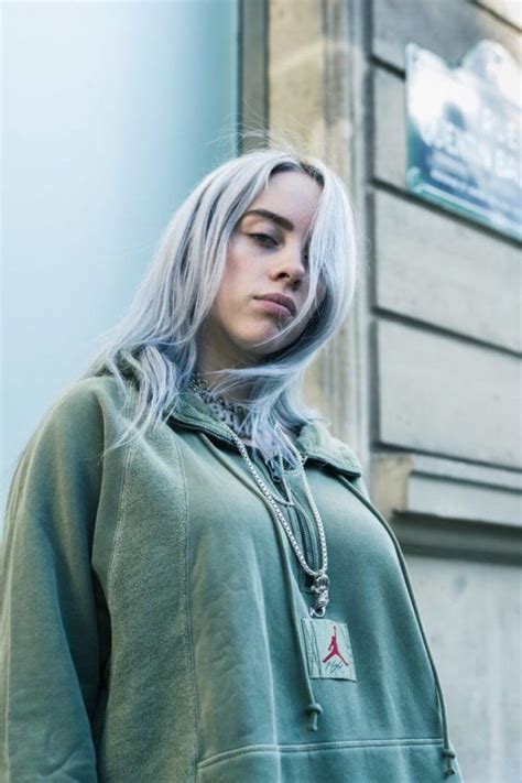 Billie eilish was born on december 18, 2001 in los angeles, california, usa as billie eilish pirate baird o'connell. 61 Hot Half Nude Photos of Billie Eilish Ever - Rated Show