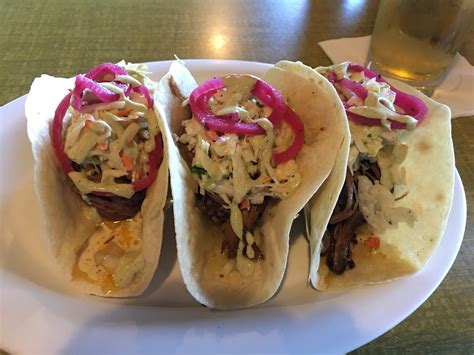 GREAT EATS HAWAII: THE LOCAL @ HNL