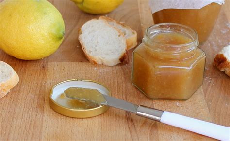 Maybe you would like to learn more about one of these? MARMELLATA DI LIMONI ricetta furba con bucce