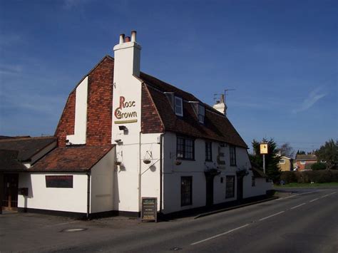 The Rose And Crown Public House © David Anstiss Cc By Sa20