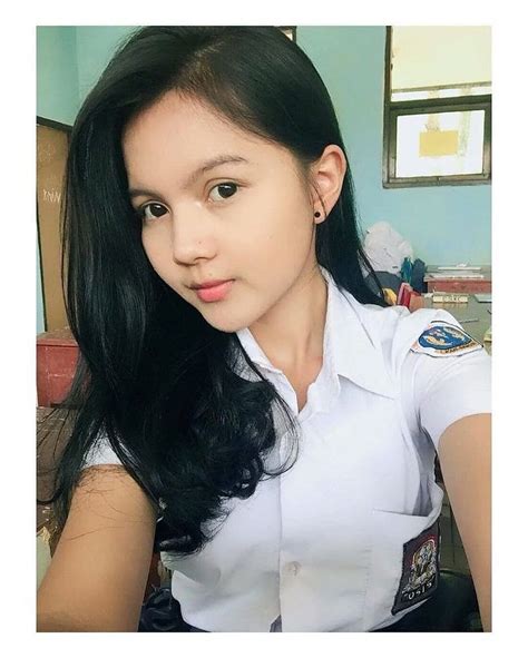 Pesona Gadis Sma Di Instagram Smahitskekinian Smahits Gadissma Cantikindonesia Smacantik