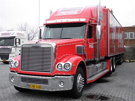 Explore career as truck driver: Freightliner Coca Cola truck | Gert L | Flickr