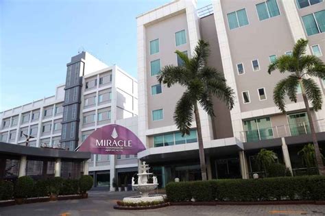 ค่าห้องพัก miracle suvarnabhumi airport hotel สนามบินสุวรรณภูมิ ตั้งแต่ 12 04 2024 ถึง 13 04 2024