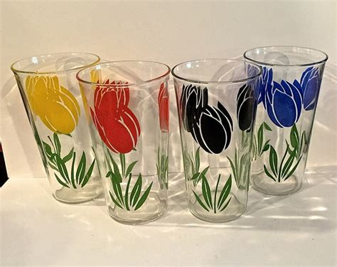 Vintage Swanky Swigs 4 Tumblers Retro Tulip Juice Glasses Etsy