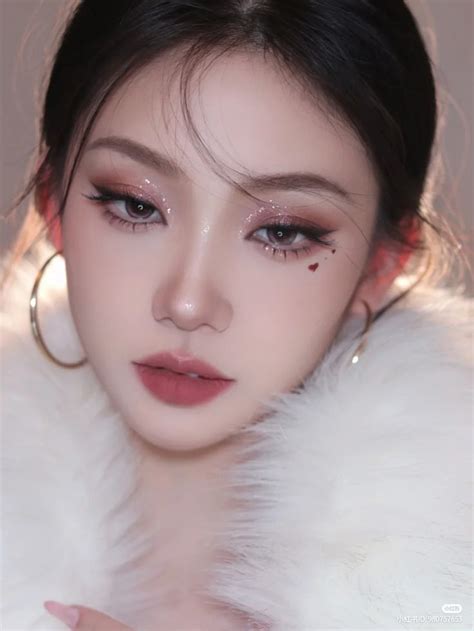 Pin By 𝐋σ𝐥ℓу On ᧁׁꪱׁׅꭈׁׅᥣׁׅ֪ Ethereal Makeup Doll Eye Makeup Ulzzang Makeup