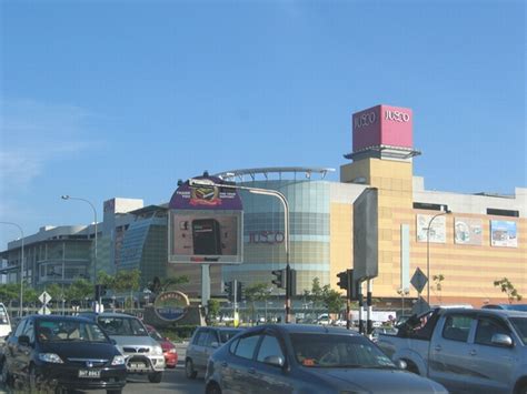 The price is $35 per night$35. File:AEON Bukit Tinggi Shopping Centre.jpg - Wikimedia Commons