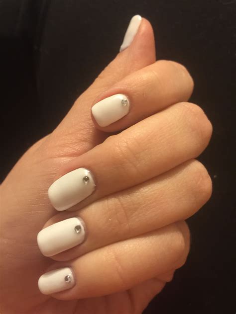 Sophisticated and simple. Great for any season! | Nails, Sophisticated