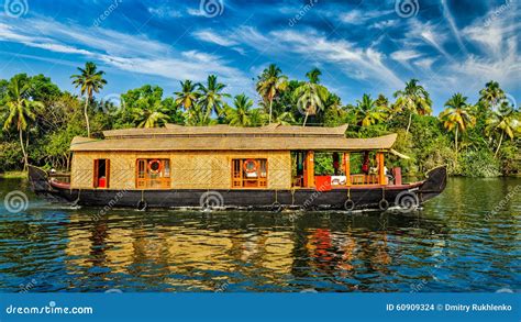 Houseboat On Kerala Backwaters India Coloso
