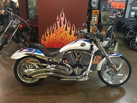 Feel the drive with experts! 2007 Victory Vegas® Jackpot™ (Custom White with Flames ...