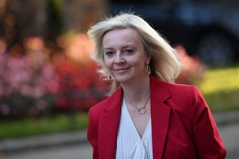 Liz Truss Joe Biden And Democrats Are Committed To Uk Us Trade Deal