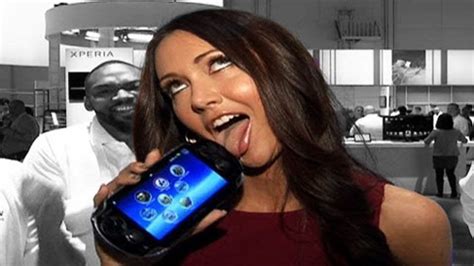 Jessica Chobot Loves To Lick Youtube