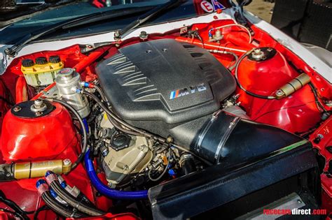 It was originally fitted with a 32l inline six engine based on the engine of the standard e46 m3. Racecarsdirect.com - BMW M3 E46 GTR S65 V8 - WITH SEQUENTIAL