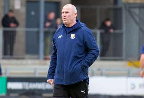 dartford manager alan dowson hopes new signing paul rooney can reinforce his midfield as they